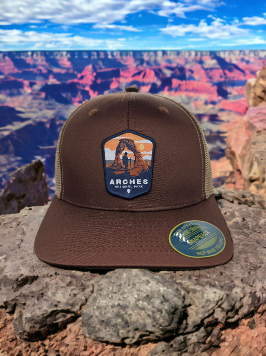 Stylish Outdoor Cap with Arches National Park Design for Men image 1