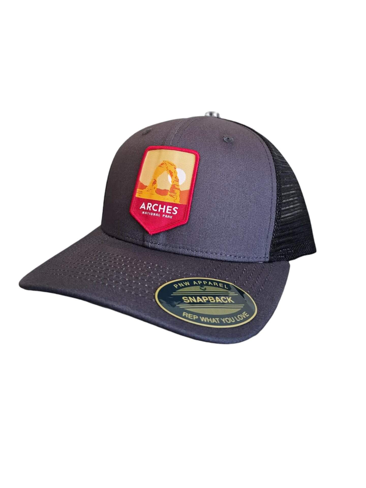 Outdoor Adventure Arches Park Snapback Hat for Enthusiasts - Grey on Black Mesh image