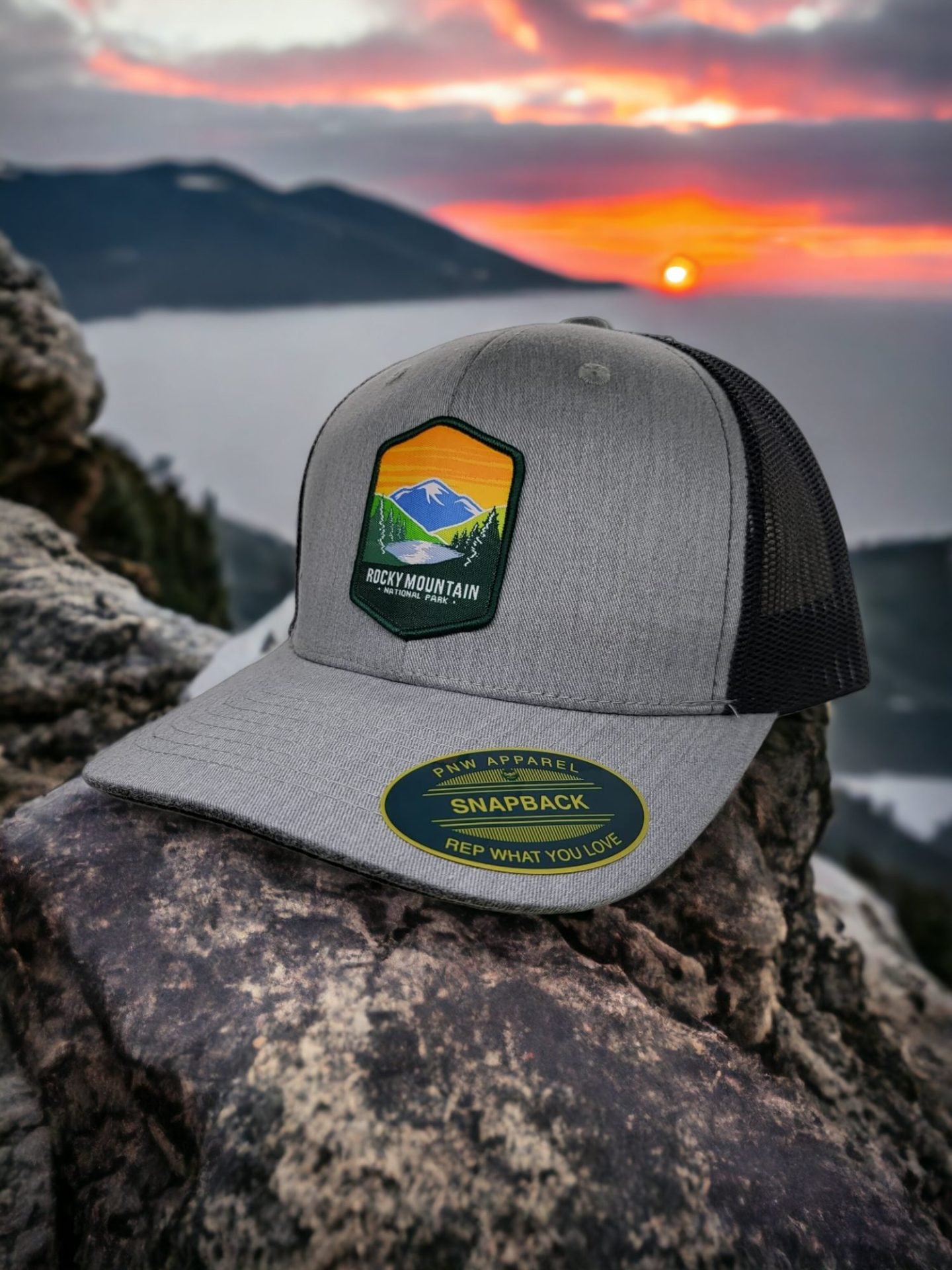 Rocky Mountain National Park Snapback Hat - Heather Grey on Black image