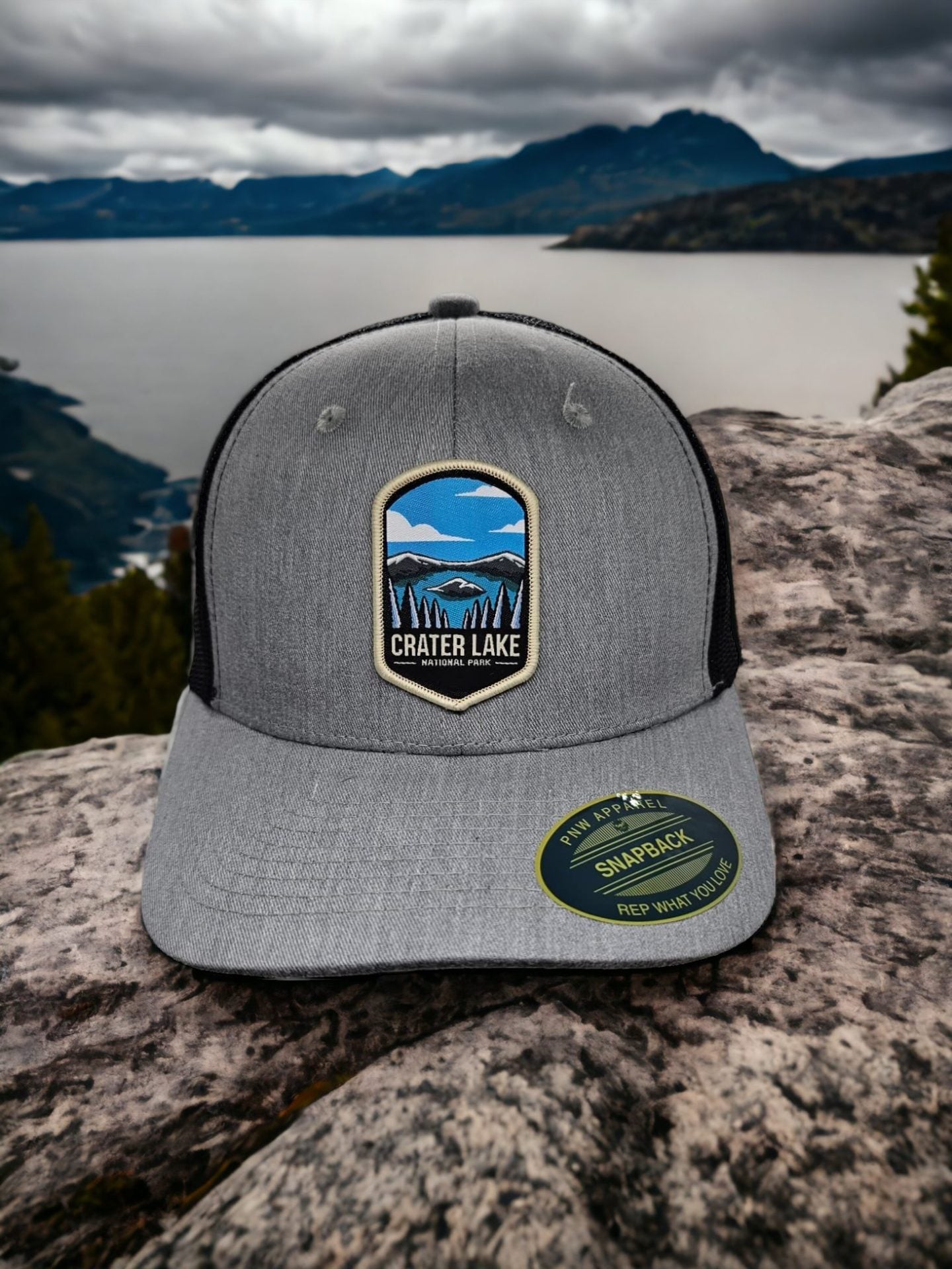 Crater Lake Snapback Hat for National Park Enthusiasts - Heather Grey on Black image