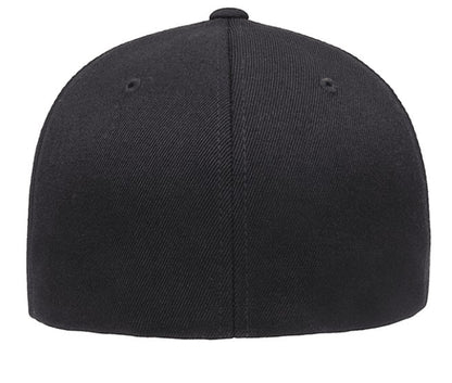 Moove Headwear Oregon Performance black fitted baseball cap with Flexfit technology for a comfortable, secure fit.